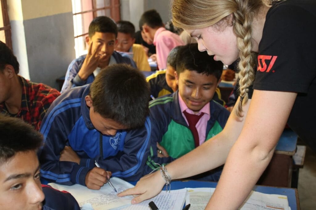 Children Life Skills Teaching Volunteer