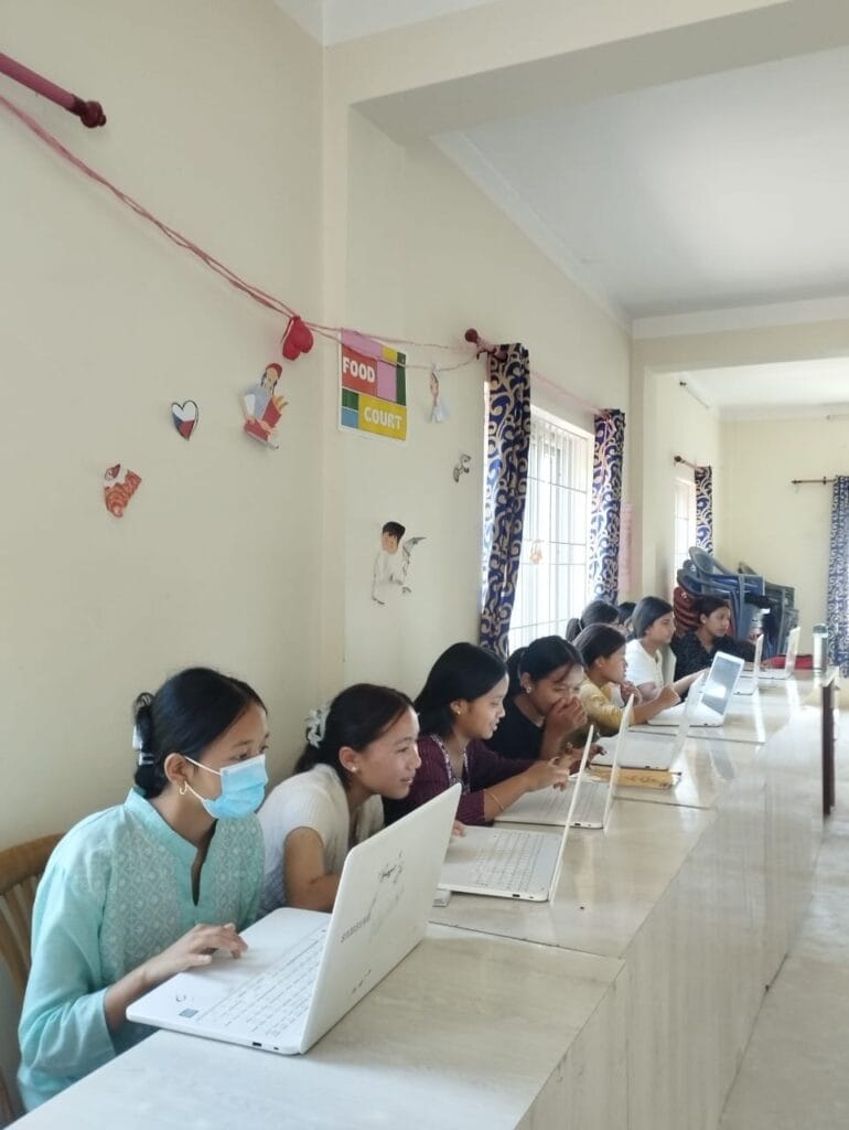 Volunteer Teaching Computer Skills